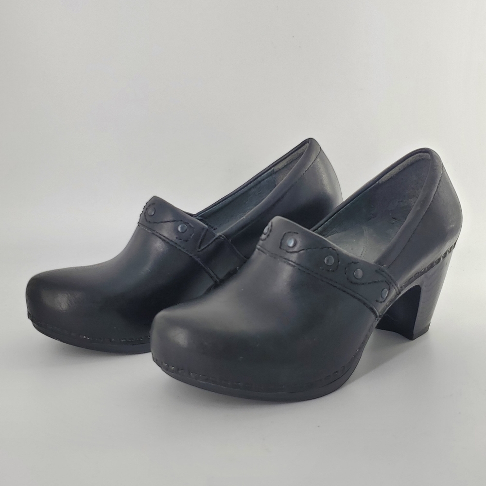 Dansko Black Riki Shoes Size 38